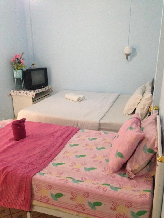 Cha-Am Seaside Hotel Bagian luar foto