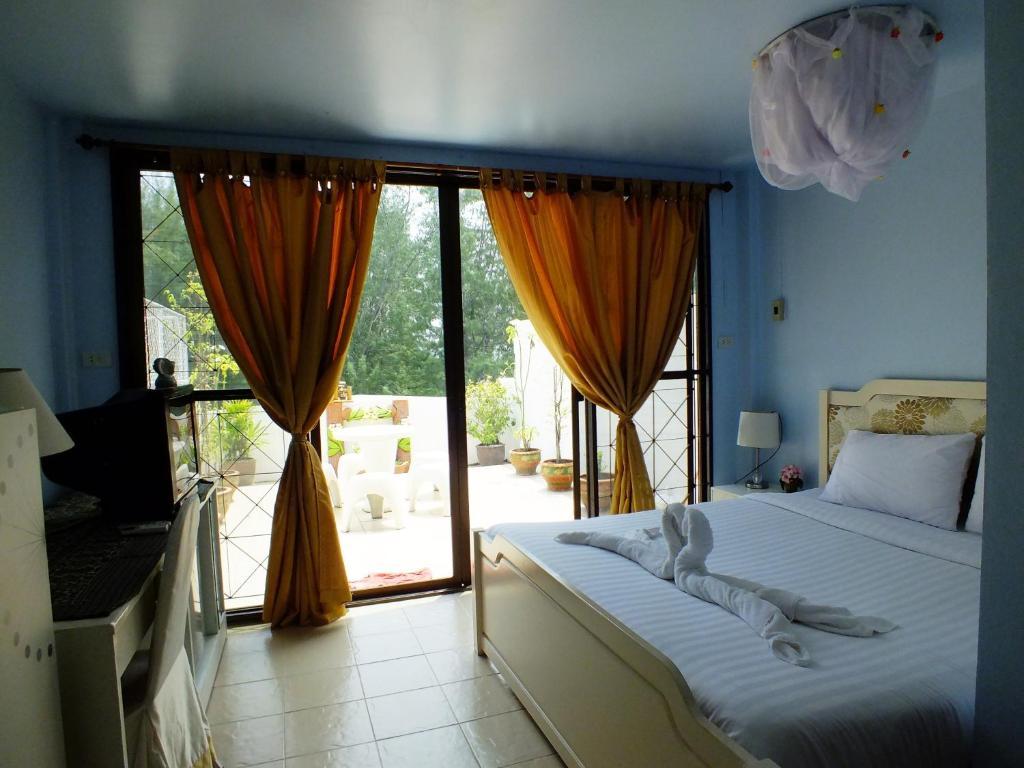 Cha-Am Seaside Hotel Bagian luar foto
